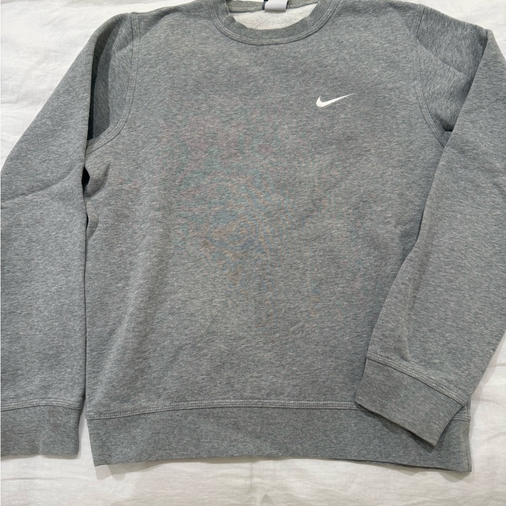 Nike Men's Heather Gray Crewneck Sweater